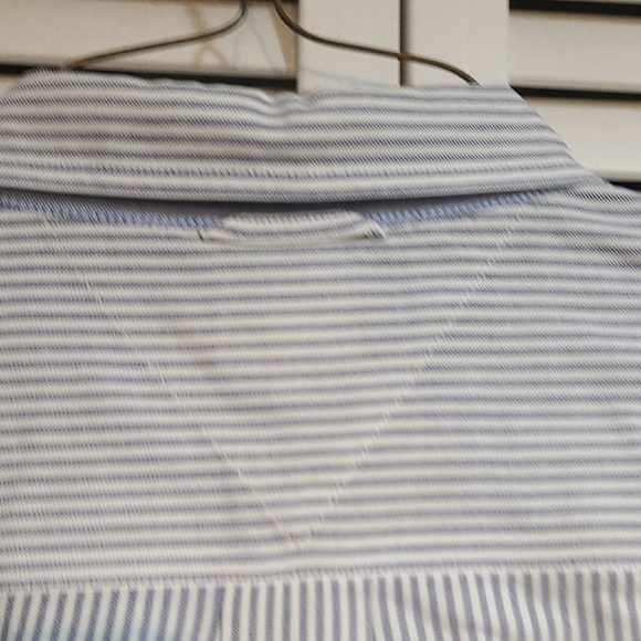 Tommy Hilfiger Men's Striped Dress Shirt - Blue and White EUC Been Dry Cleaned - Picture 7 of 8